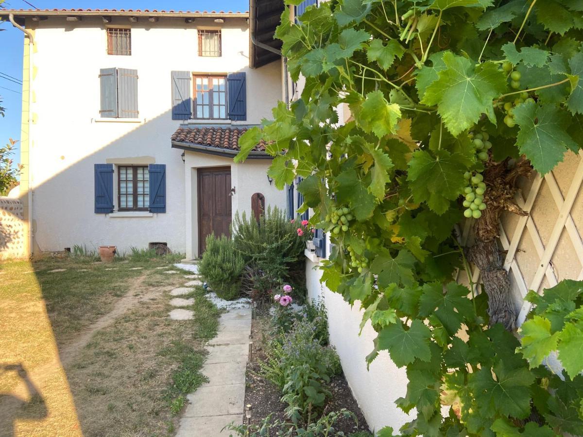 Bed and Breakfast Le Regrimet Avec Parking Gratuit Et Prive Lens-Lestang Exterior foto