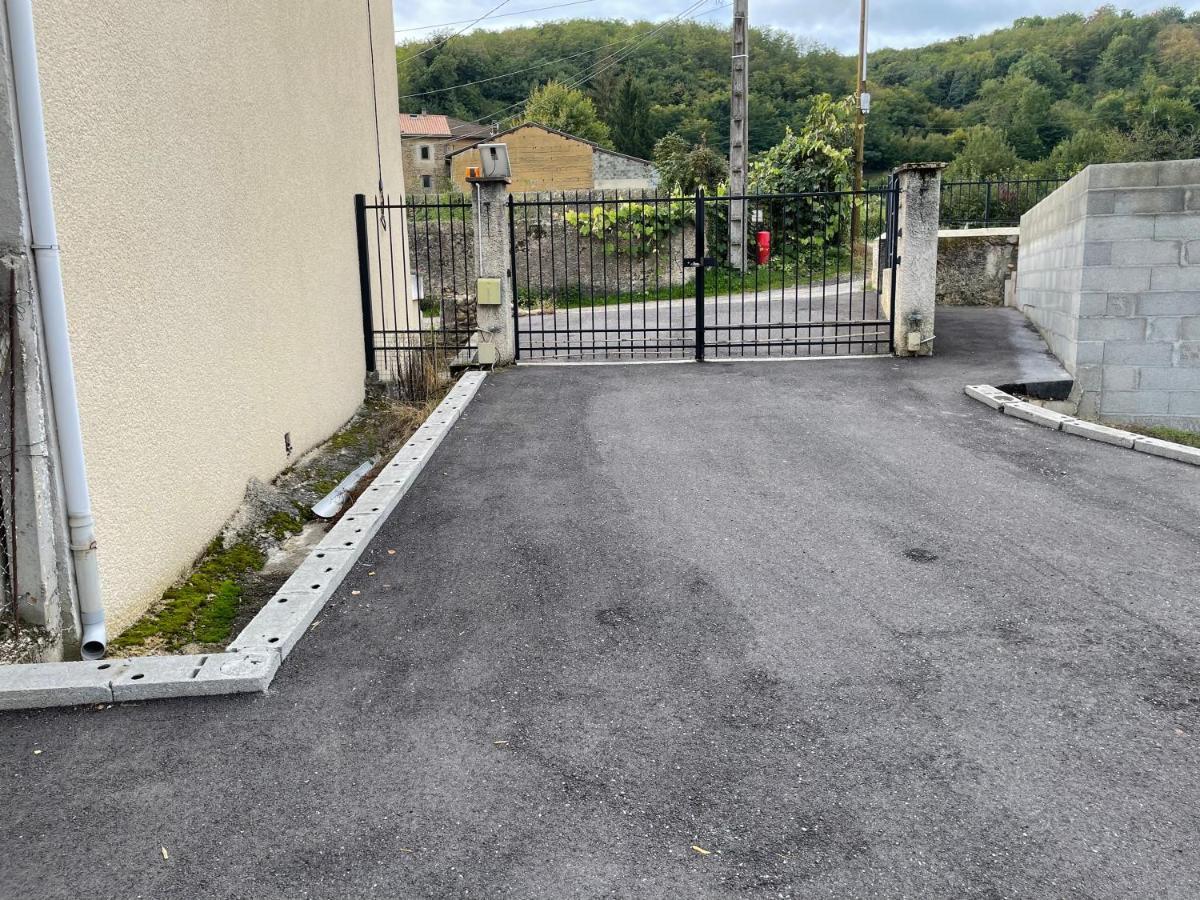 Bed and Breakfast Le Regrimet Avec Parking Gratuit Et Prive Lens-Lestang Exterior foto