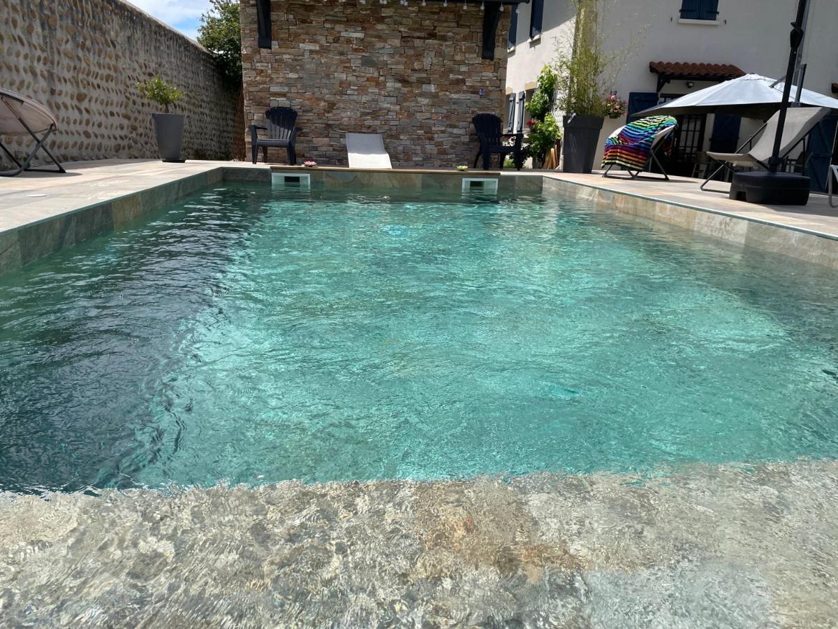 Bed and Breakfast Le Regrimet Avec Parking Gratuit Et Prive Lens-Lestang Exterior foto