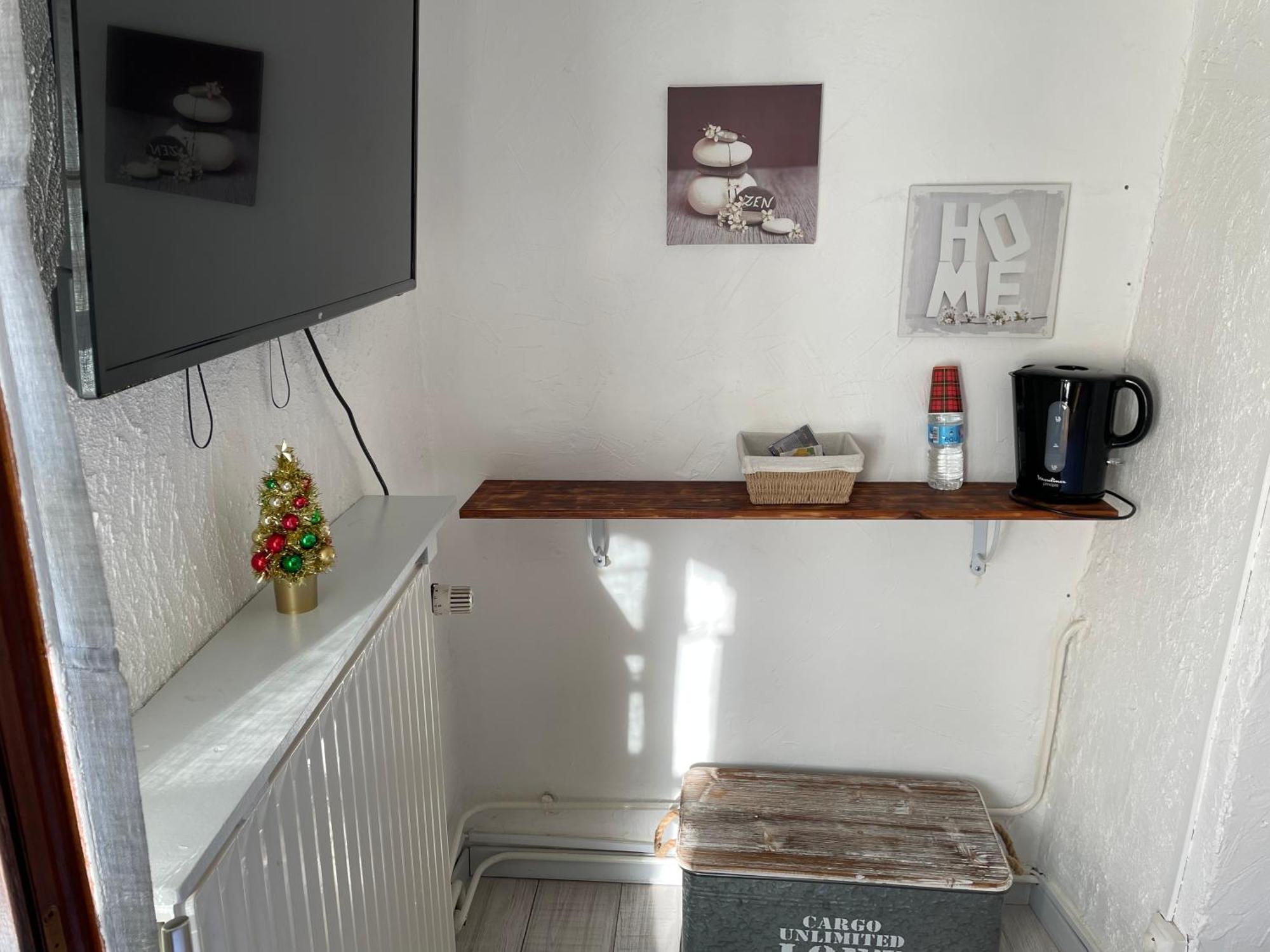 Bed and Breakfast Le Regrimet Avec Parking Gratuit Et Prive Lens-Lestang Exterior foto